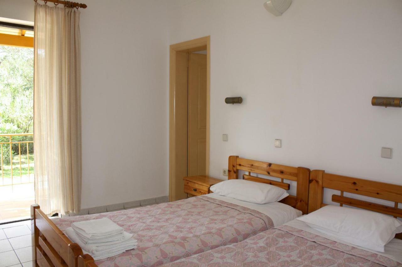 Irini-Appartement Kávos Eksteriør bilde
